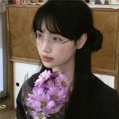 主演 B